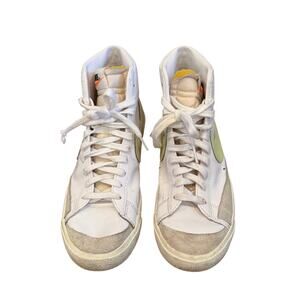 Nike Blazer Mid 77 Barely Volt Women's Tennis Shoes Sneakers Sz 9.5